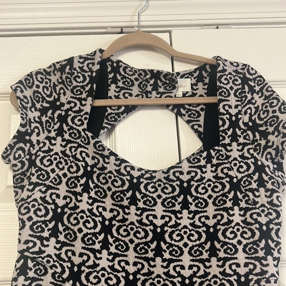 Anthropologie Deletta black grey swirl print mini dress stretchy cap sleeves M - Picture 3 of 12